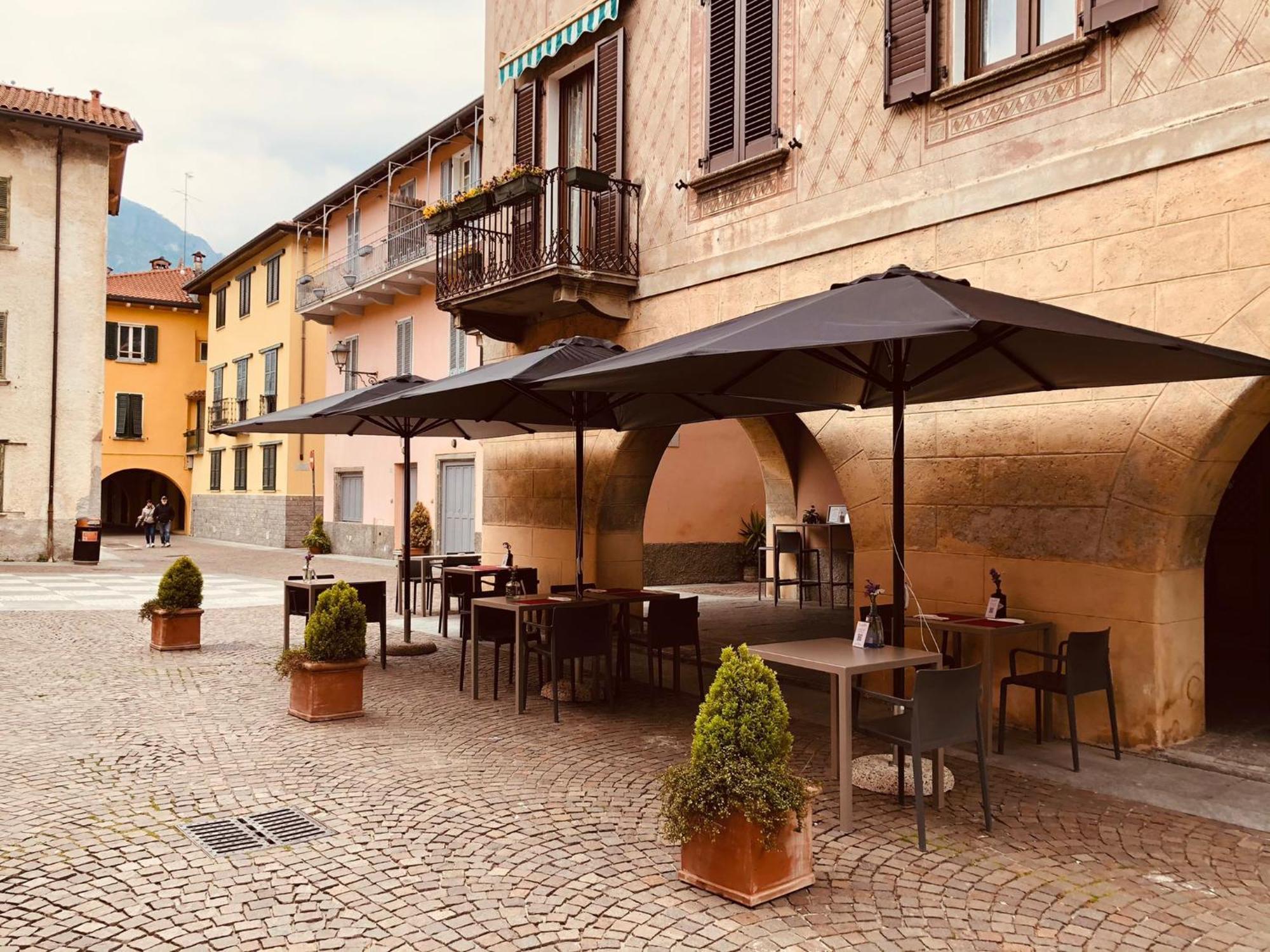 Mamma Ciccia Holiday Home - Lake Front Apartment Mandello del Lario Exterior photo