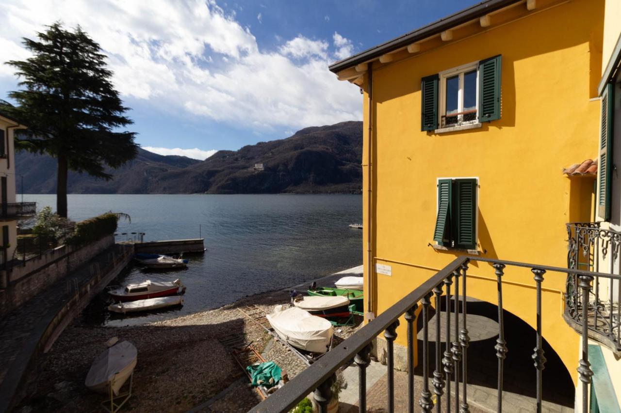 Mamma Ciccia Holiday Home - Lake Front Apartment Mandello del Lario Exterior photo