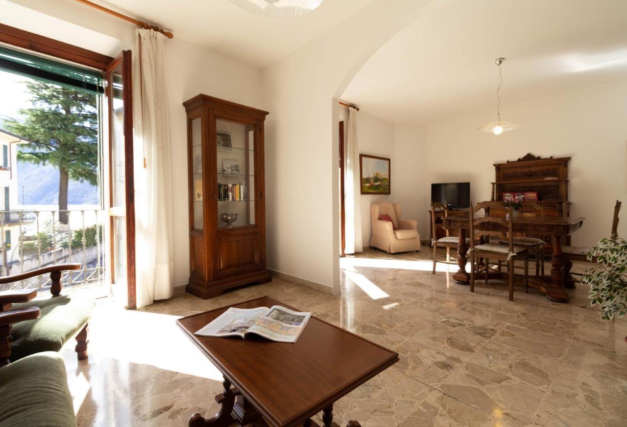 Mamma Ciccia Holiday Home - Lake Front Apartment Mandello del Lario Exterior photo